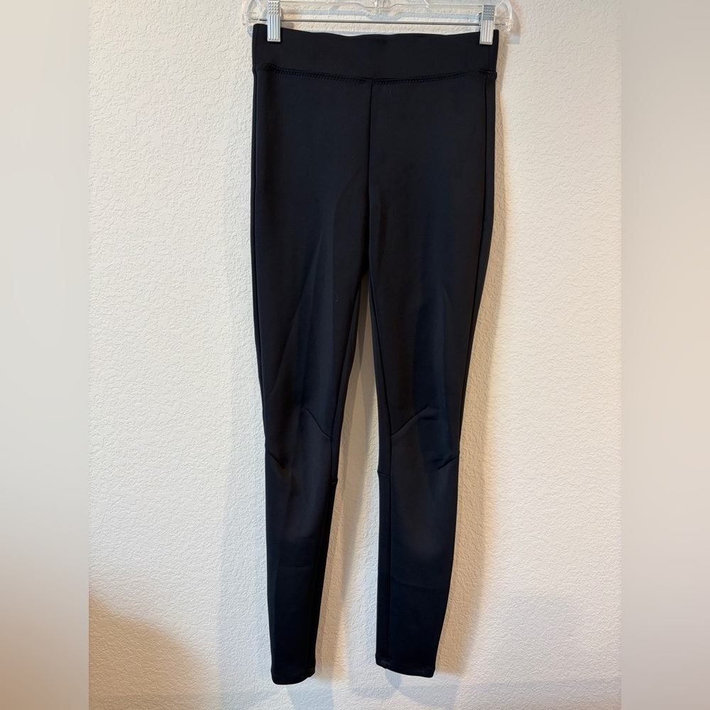 Fabletics Women’s Black Atlantis High-Waisted Legging - Est. S